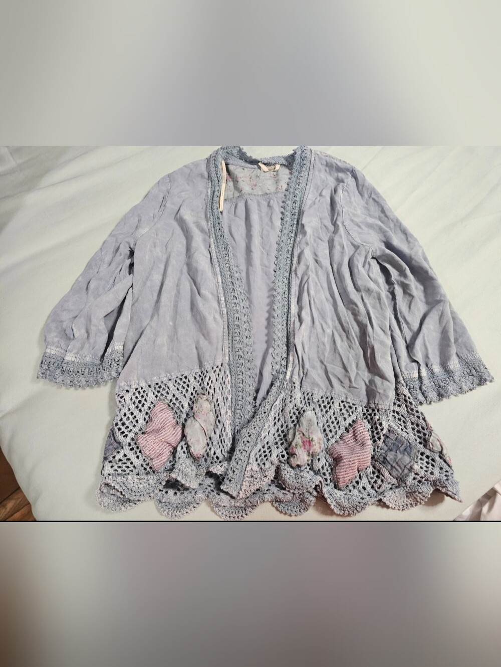 Gimmicks by BKE Buckle Floral Crochet Lace Cardigan SMALL Boho Cottagecore